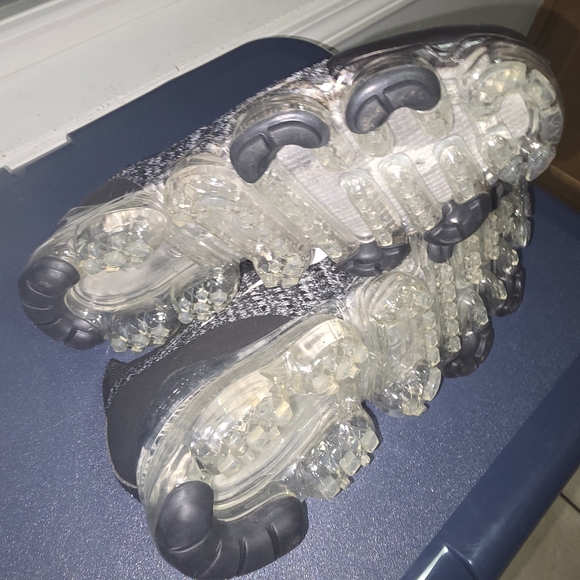 Nike Air Black and Gray Knit Sneakers - Picture 2 of 2